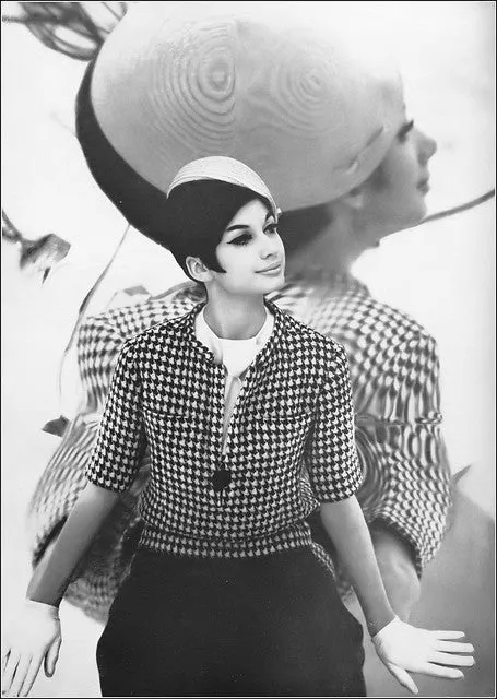 Christian Dior by Marc Bohan S/S 1962 Haute Couture Houndstooth Wool Dress with Belt, Documented