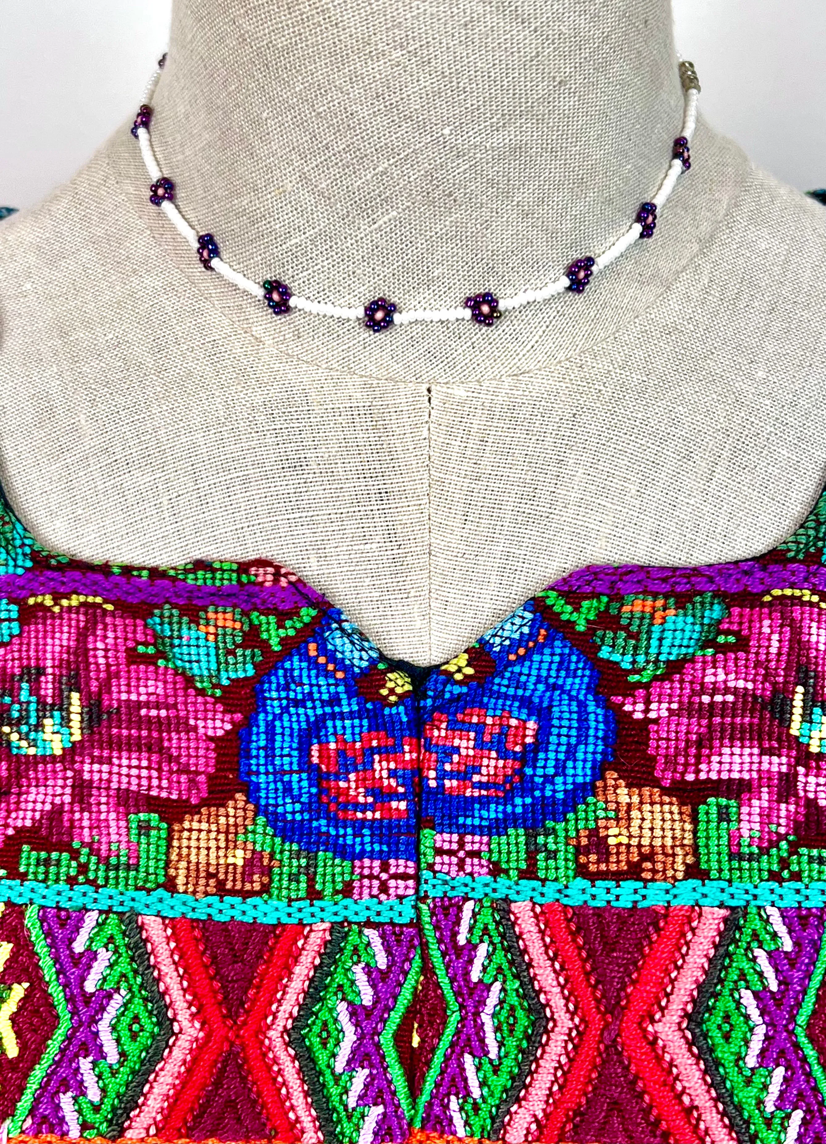 Handmade Guatemalan Huipil — Pájaros Rojos