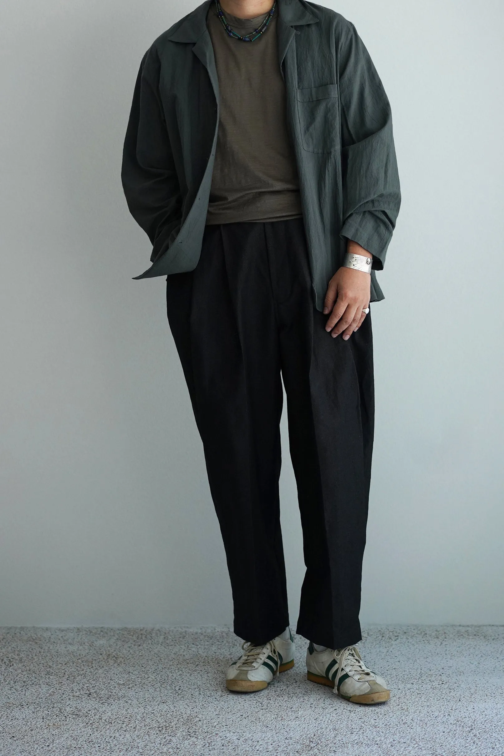 Kontor / 3 PLEAT WIDE TROUSERS/ STYLE