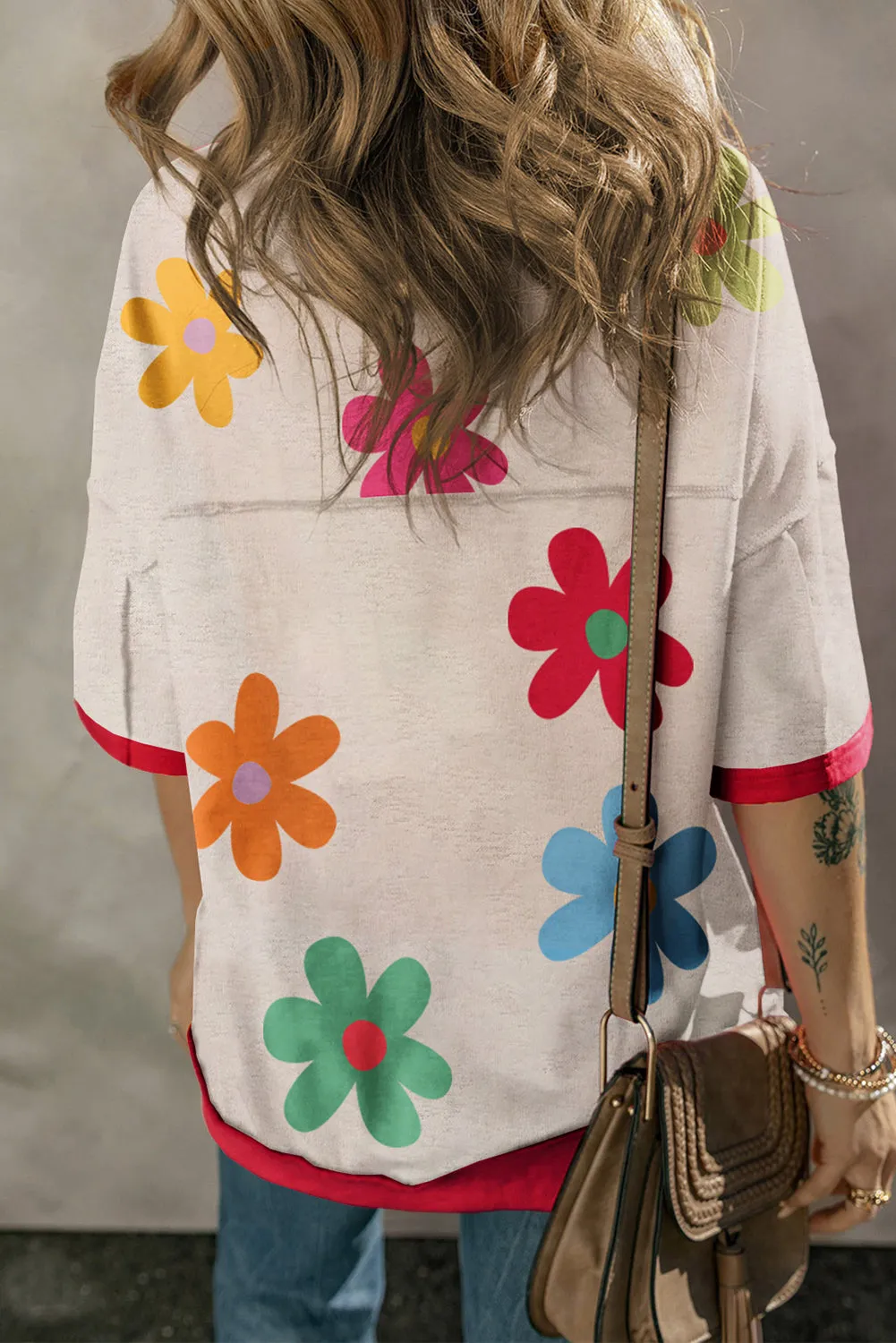 Rose Colorful Floral Contrast Trim Drop Shoulder T-shirt