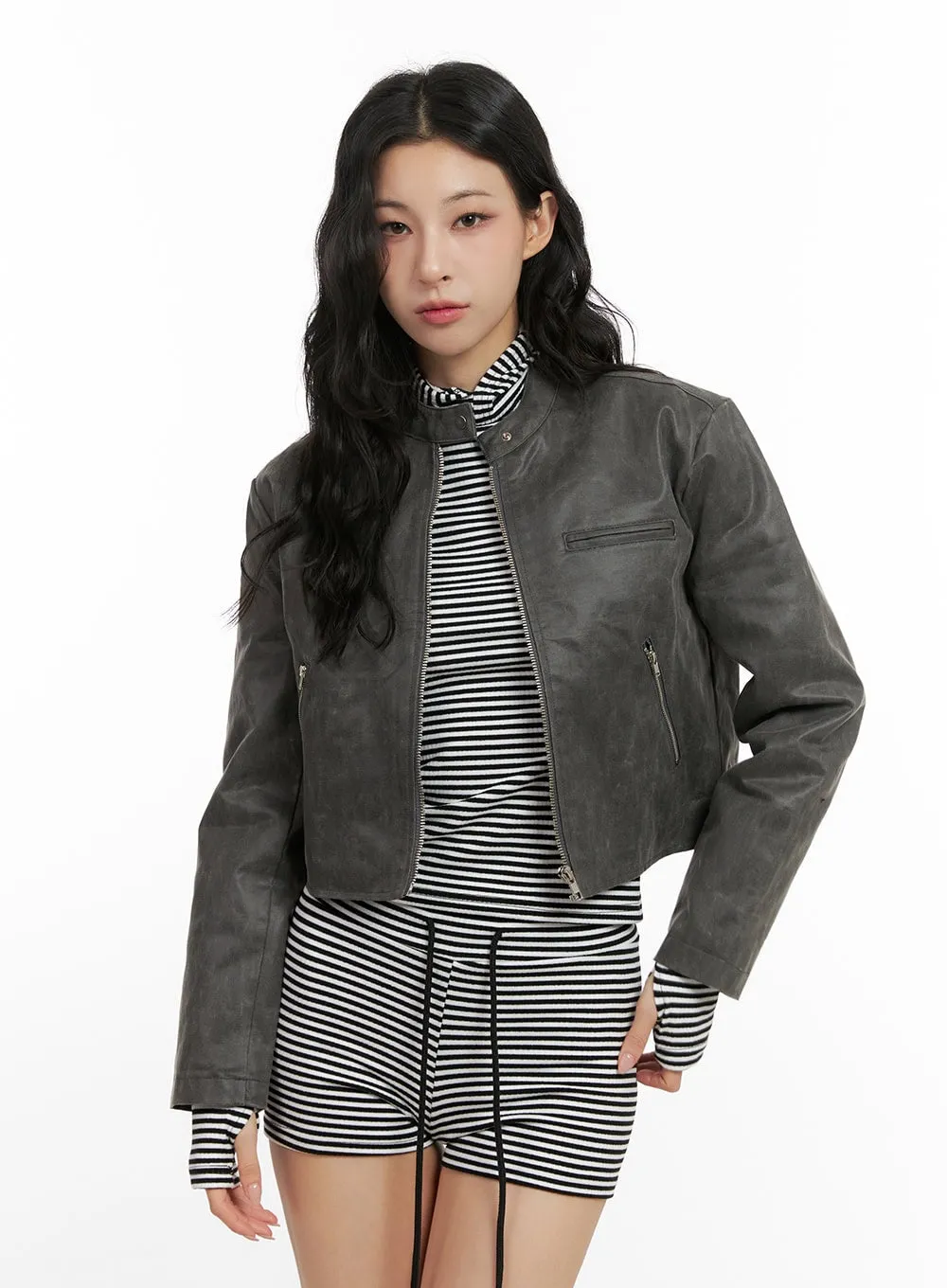 Solid Crop Faux Leather Jacket CN416