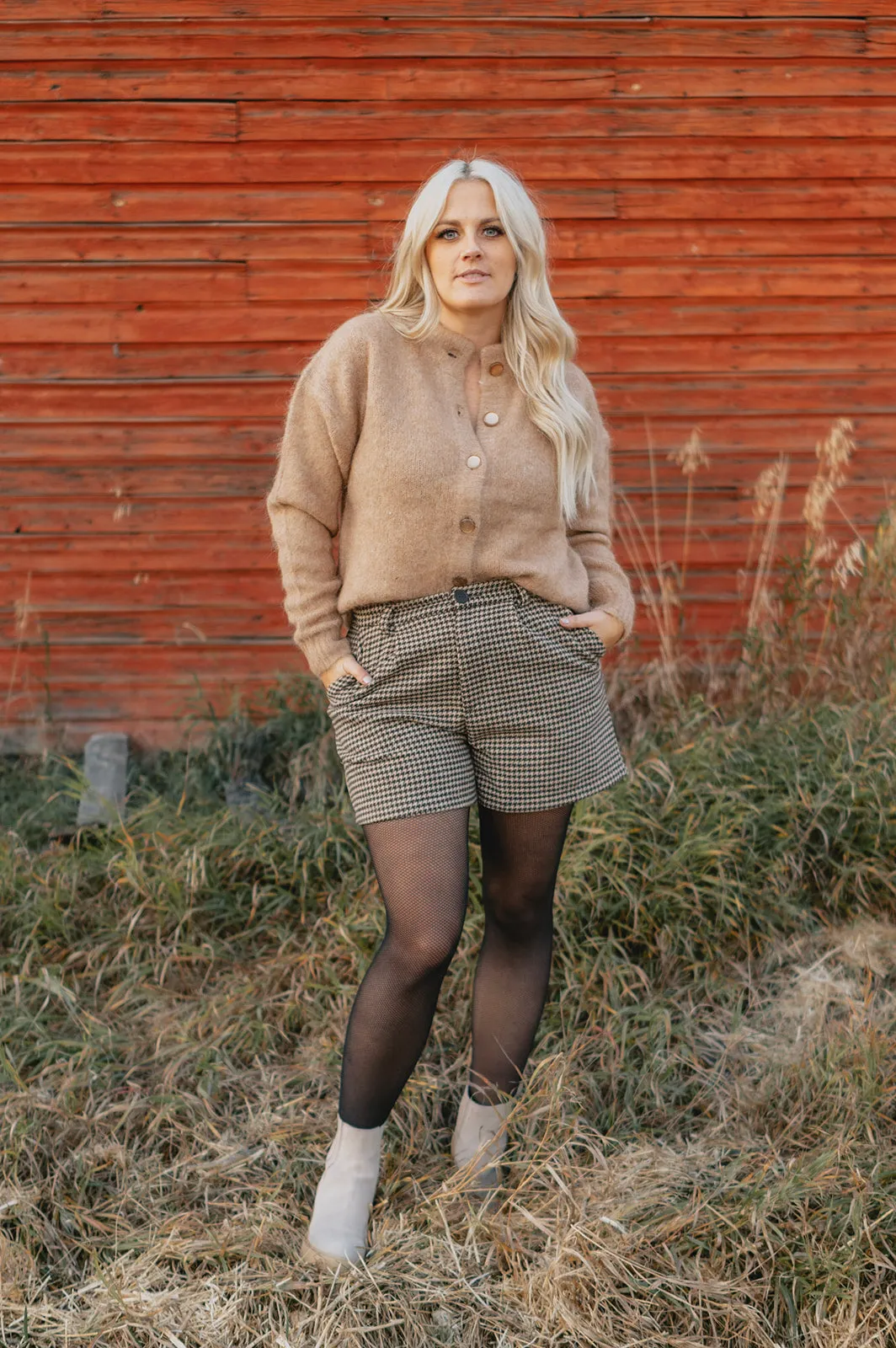 The Estelle Vintage Shorts - Coffee